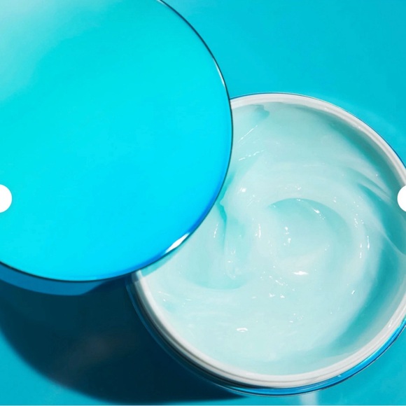 Color Wow Money Mask Deep Hydrating & Strengthening Hair Treatment 7 Oz - Picture 4 of 5